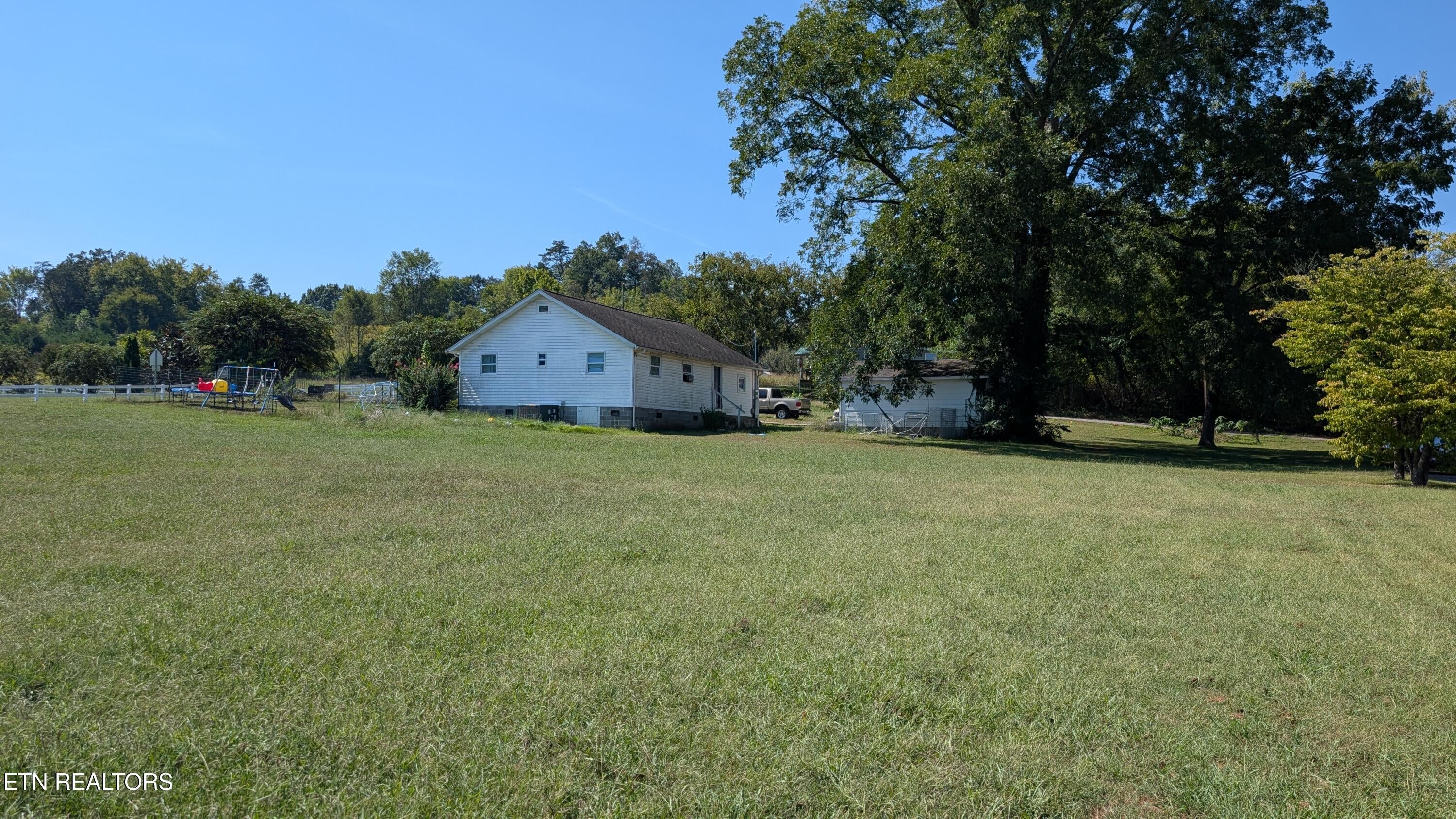 1933 Mountain Rd
