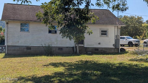 Tiny photo for 1933 Mountain Rd, Andersonville, TN 37705 (MLS # 1355668)