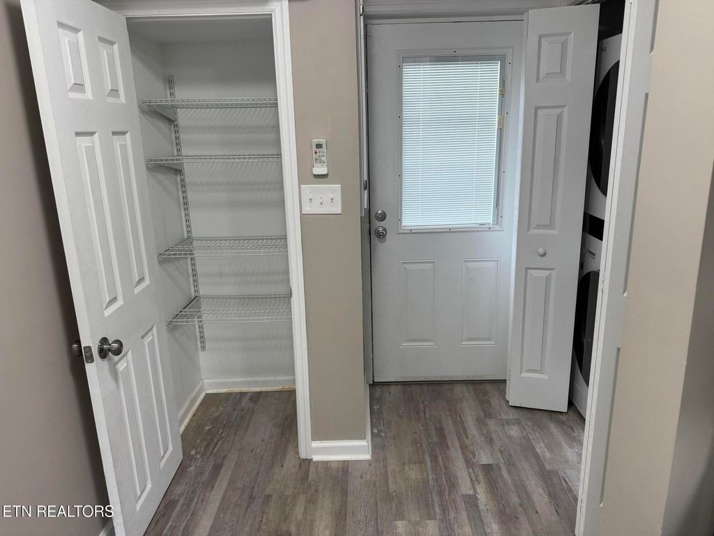Photo of 203 Northwestern Ave, Oak Ridge, TN 37830 (MLS # 1339076)