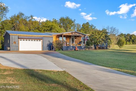 Photo of 205 County Road 500, Englewood, TN 37329 (MLS # 1317468)