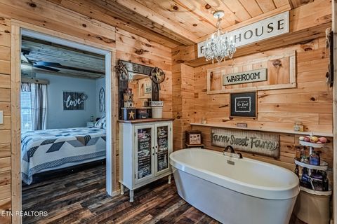 Tiny photo for 205 County Road 500, Englewood, TN 37329 (MLS # 1317468)