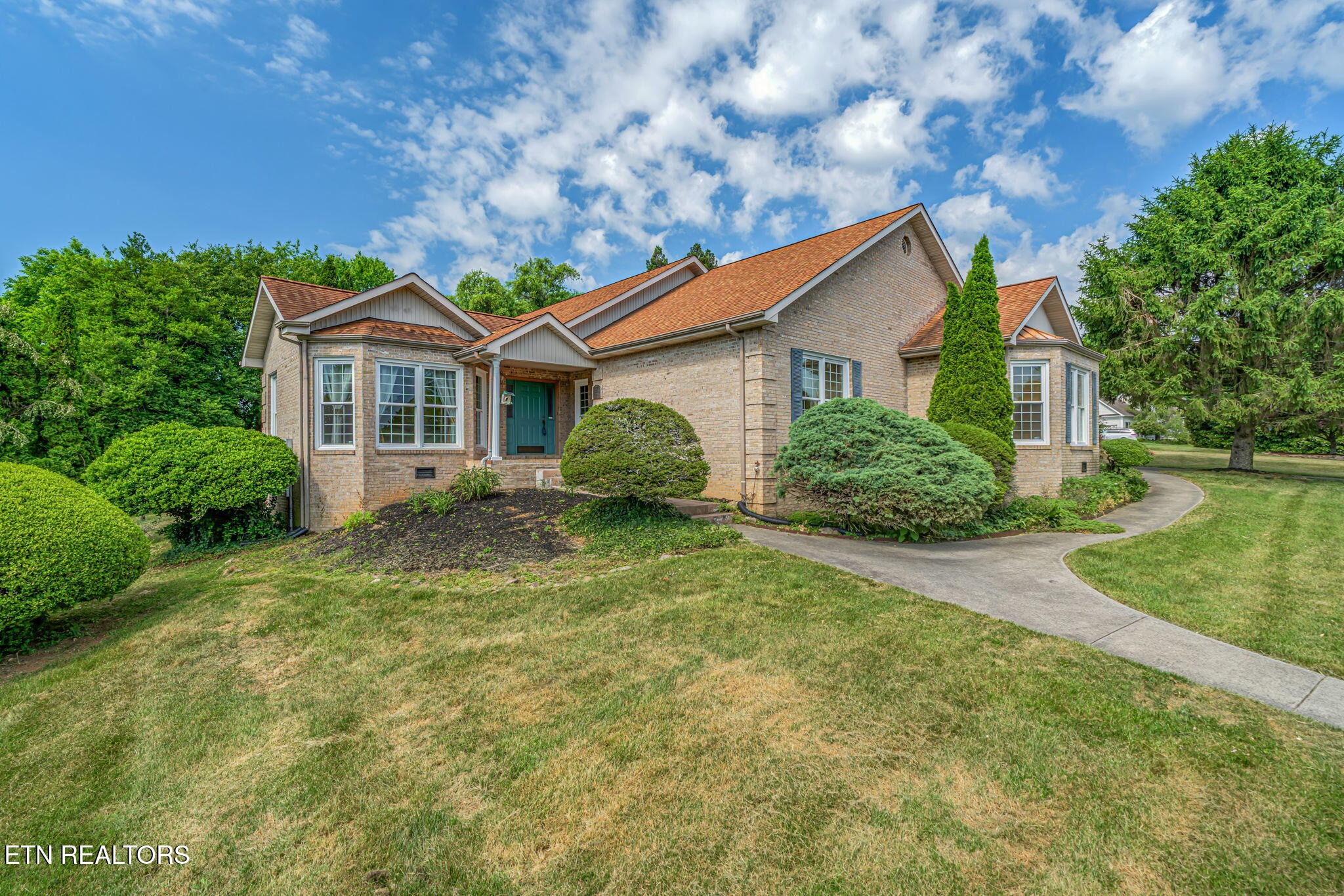 109 Farmington Place
