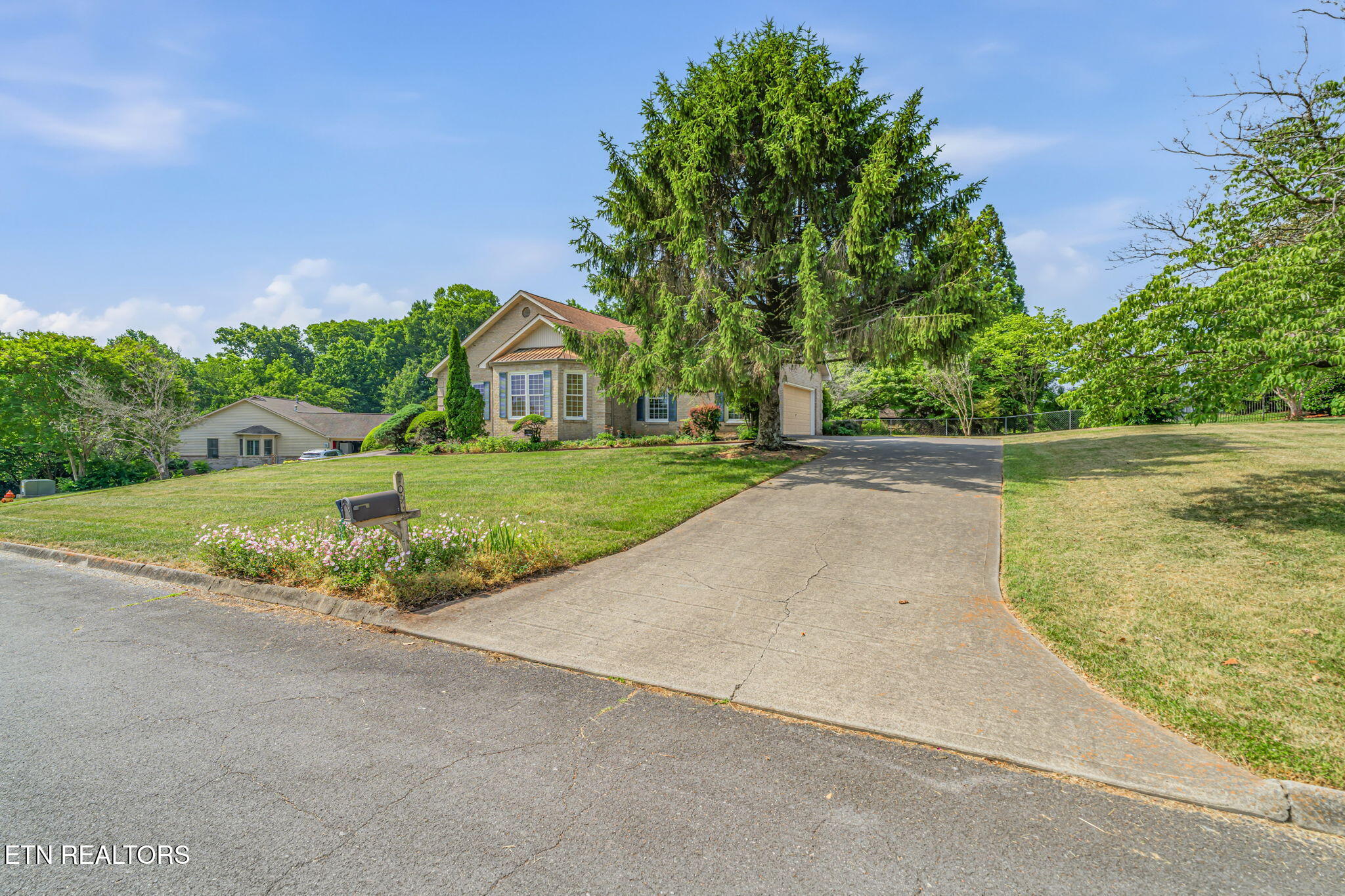 109 Farmington Place