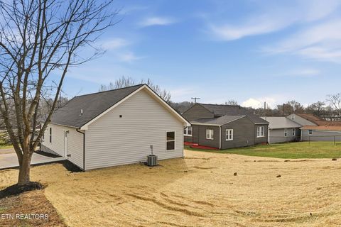 Tiny photo for 3719 Reagan Ave, Knoxville, TN 37919 (MLS # 1326638)