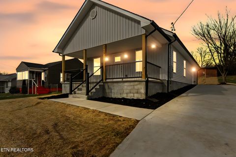 Photo of 3719 Reagan Ave, Knoxville, TN 37919 (MLS # 1326638)