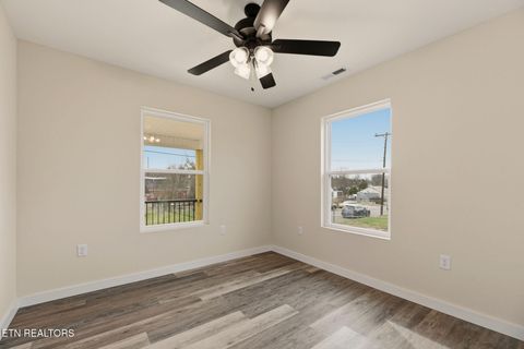 Tiny photo for 3719 Reagan Ave, Knoxville, TN 37919 (MLS # 1326638)