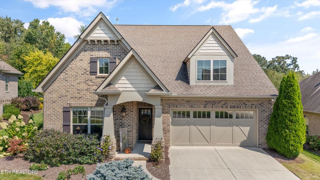 Photo of 818 Briarstone Lane, Knoxville, TN 37934 (MLS # 1315299)