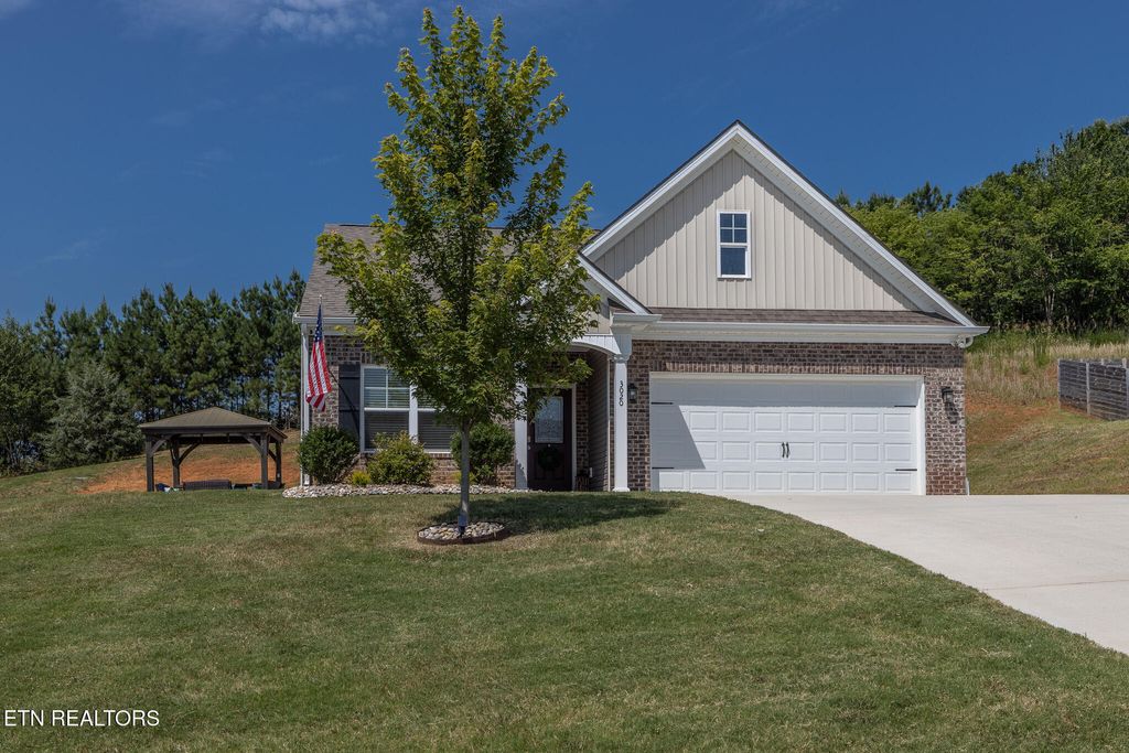 Photo of 3020 Sagegrass Drive, Louisville, TN 37777 (MLS # 1308097)