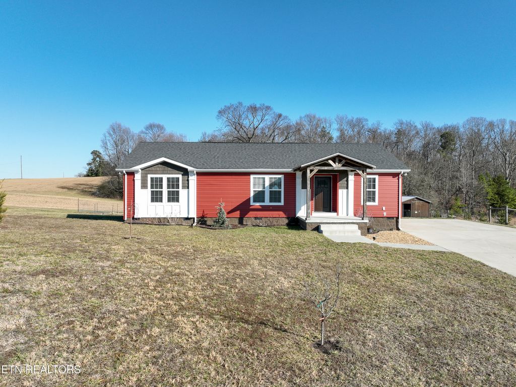 Photo of 272 County Road 312, Sweetwater, TN 37874 (MLS # 1288883)