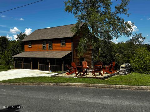 406 Oak Sky Way Sevierville TN 37876
