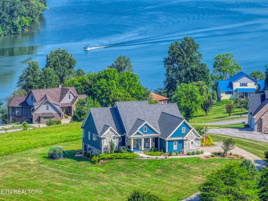 Photo of 326 Marble Bluff Drive, Kingston, TN 37763 (MLS # 1308017)