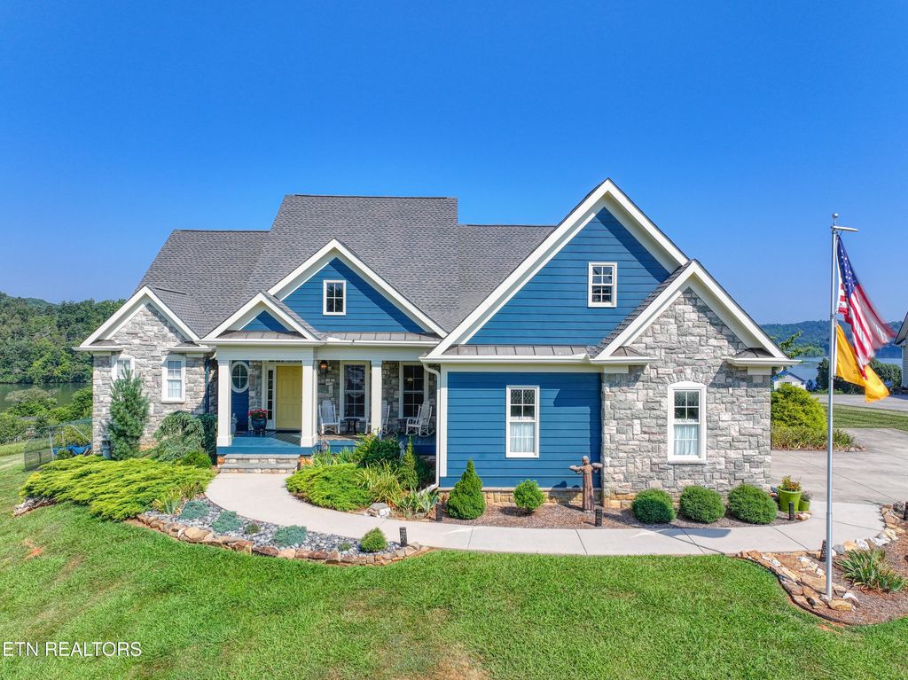 Photo of 326 Marble Bluff Drive, Kingston, TN 37763 (MLS # 1308017)