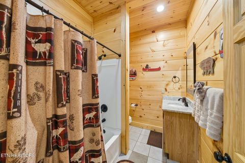 Tiny photo for 1007 Street of Dreams, Gatlinburg, TN 37738 (MLS # 1326065)