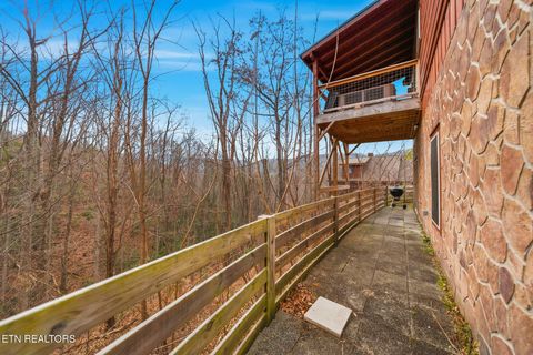 Tiny photo for 1007 Street of Dreams, Gatlinburg, TN 37738 (MLS # 1326065)