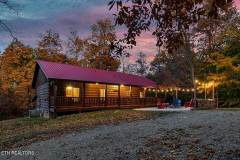 1027 Franklin Lane Sevierville TN 37876