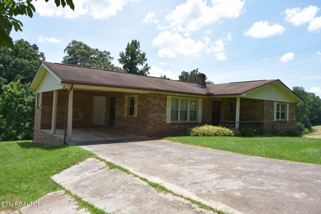 Photo of 1239 Watson Chapel Rd, New Tazewell, TN 37825 (MLS # 1305668)