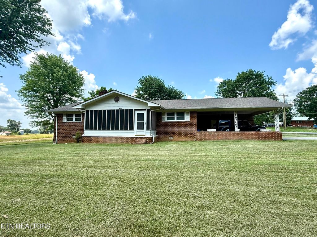 Photo of 1102 Tellico Street South St, Madisonville, TN 37354 (MLS # 1307542)