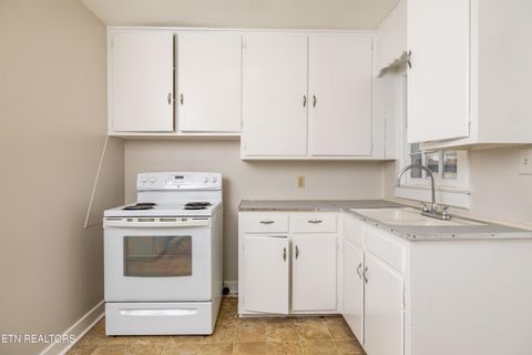 Tiny photo for 2233 Lawson Ave, Knoxville, TN 37917 (MLS # 1328814)