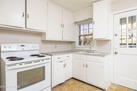 Tiny photo for 2233 Lawson Ave, Knoxville, TN 37917 (MLS # 1328814)