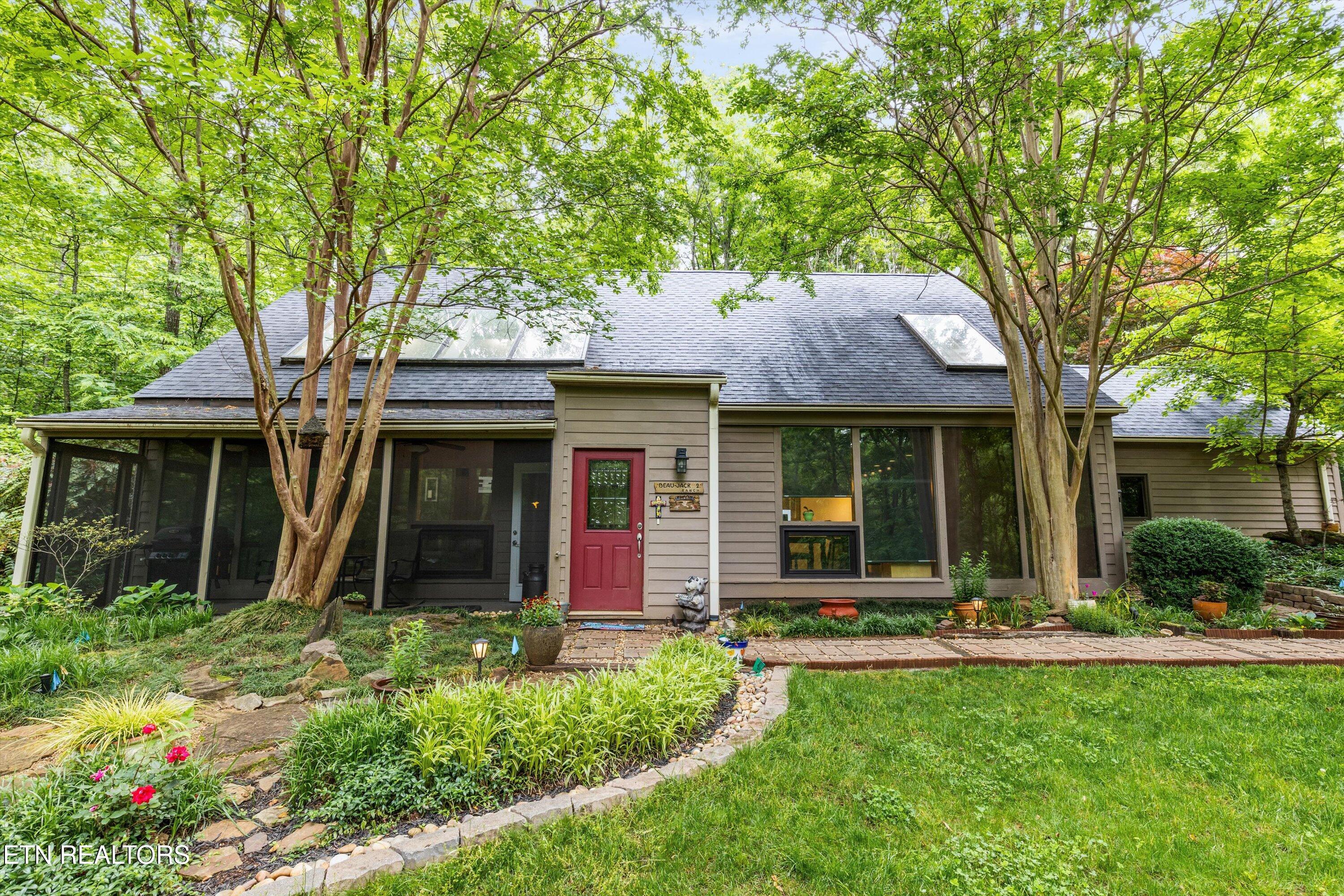 5009 Big Springs Rd