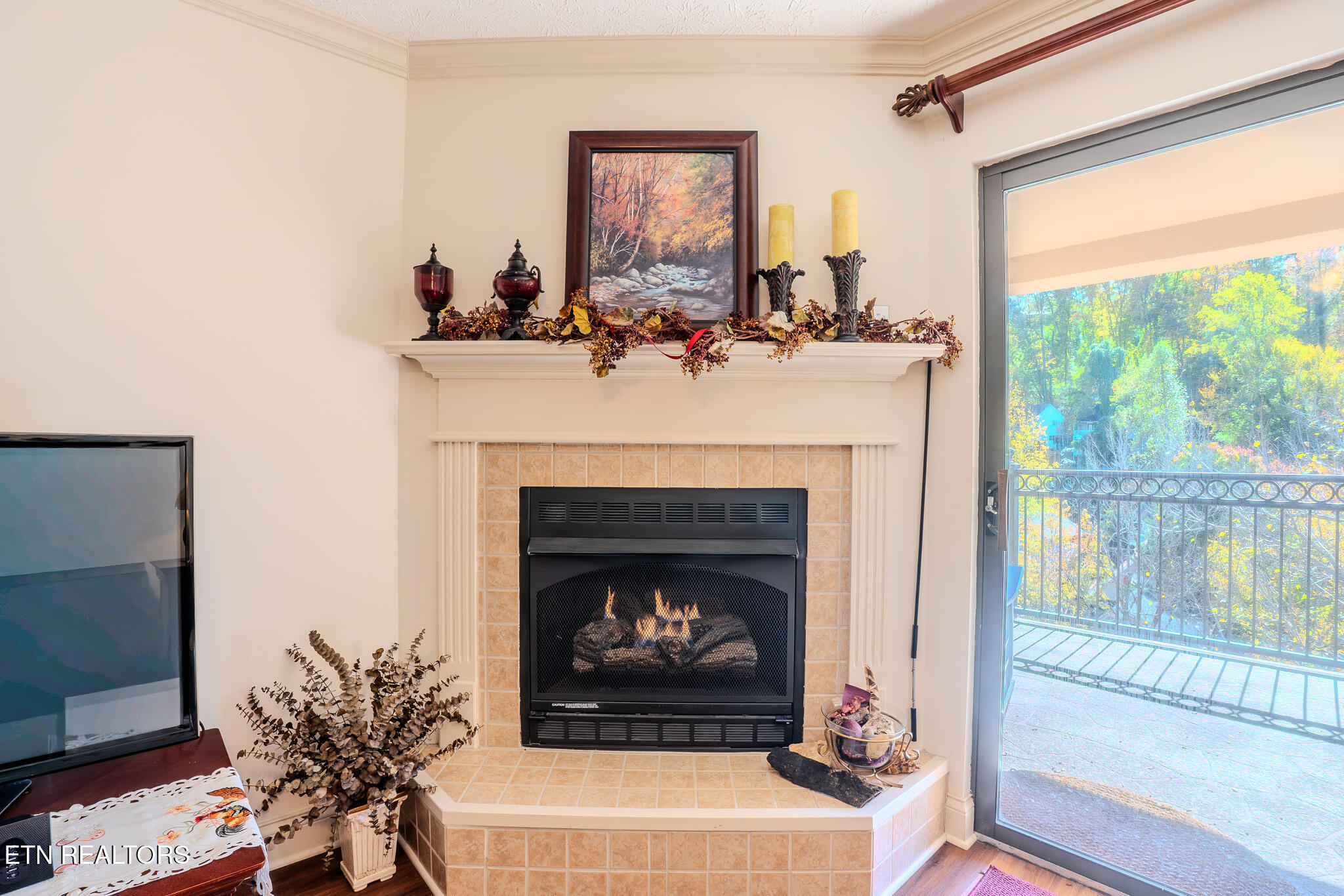 210 Roaring Fork STE 602