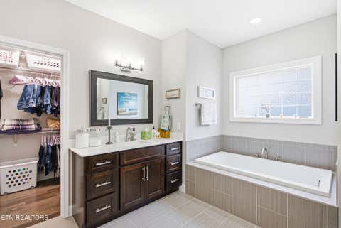 Tiny photo for 2337 Hickory Crest Lane, Knoxville, TN 37932 (MLS # 1349901)