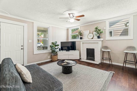 Tiny photo for 2314 Washington Ave, Knoxville, TN 37917 (MLS # 1356217)