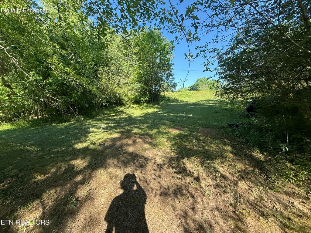Photo of 500 County Road 41, Calhoun, TN 37309 (MLS # 1338546)