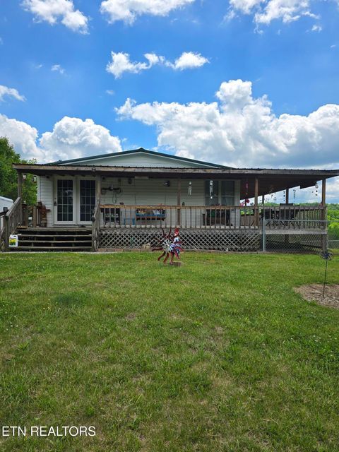 Photo of 398 Cedar Glen Way, Bybee, TN 37713 (MLS # 1339011)