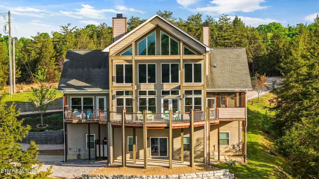 Photo of 3648 Foxfire Way, Sevierville, TN 37876 (MLS # 1337567)