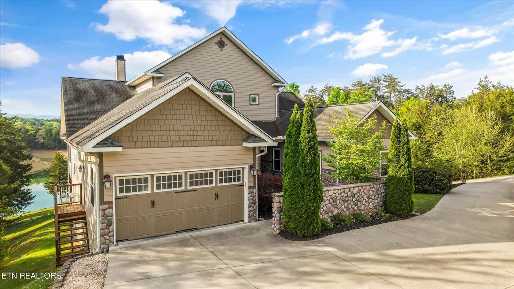 Photo of 3648 Foxfire Way, Sevierville, TN 37876 (MLS # 1337567)