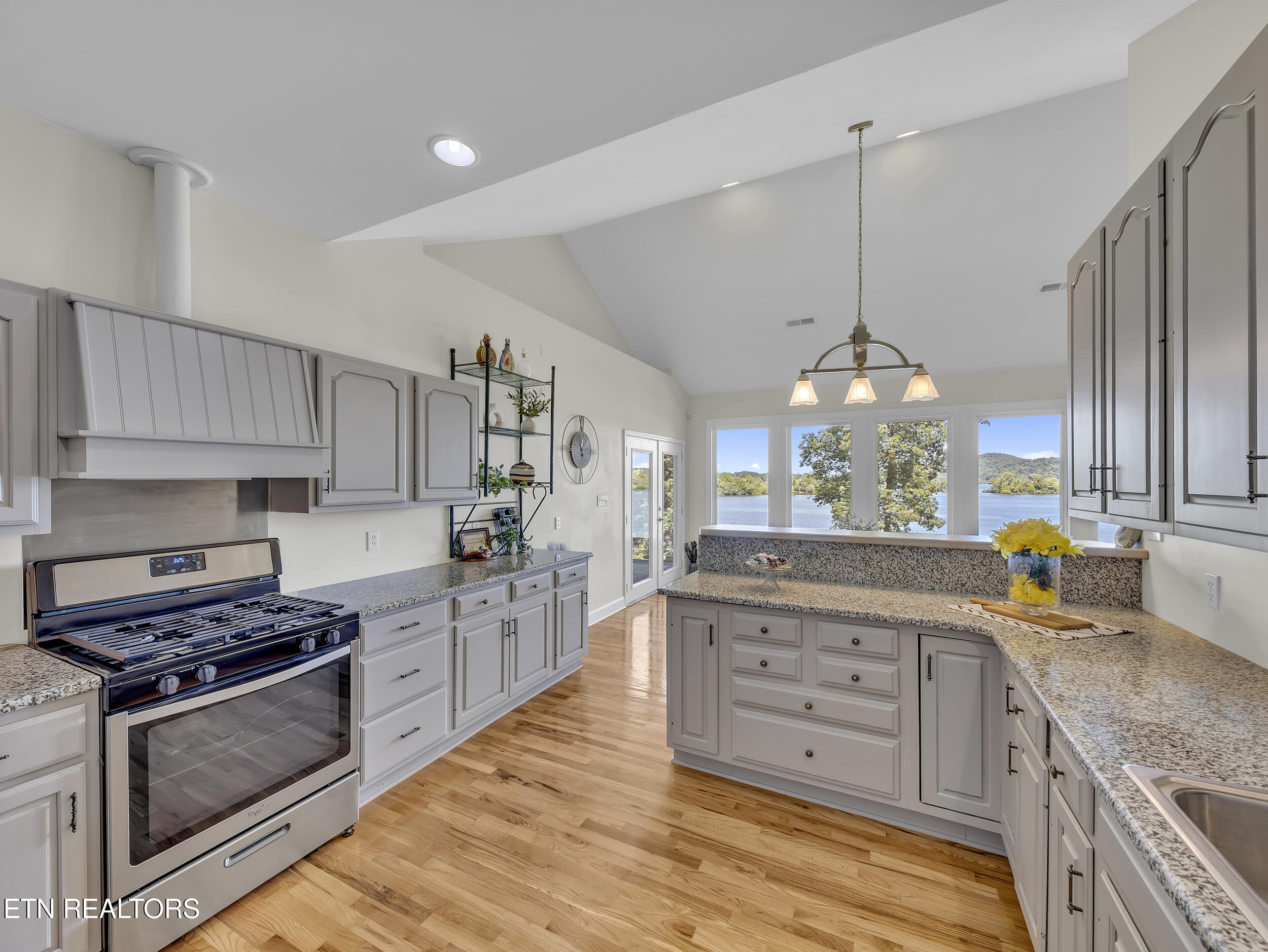 261 Morning Cove Rd