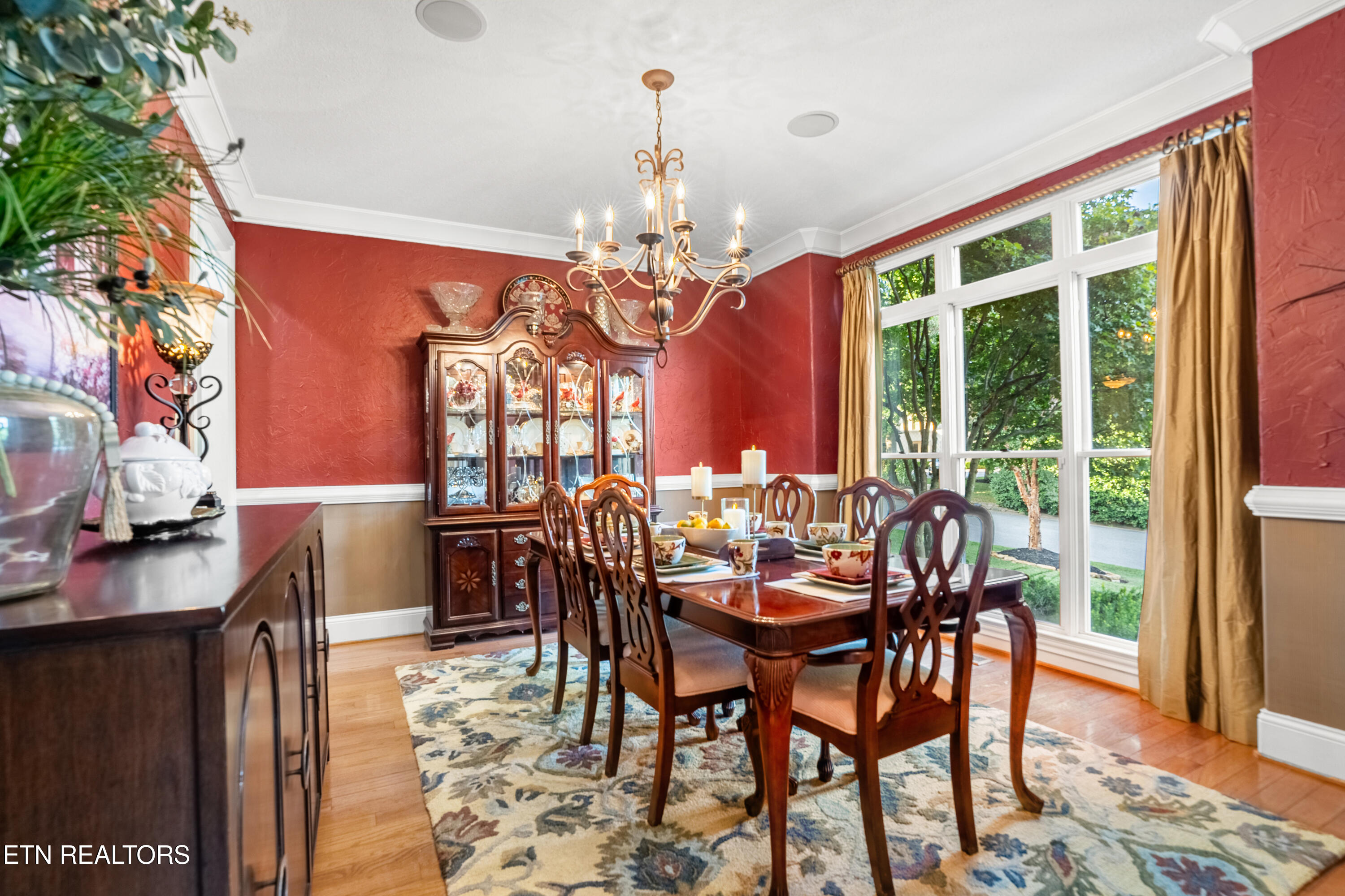 1027 Shadow Brook Drive