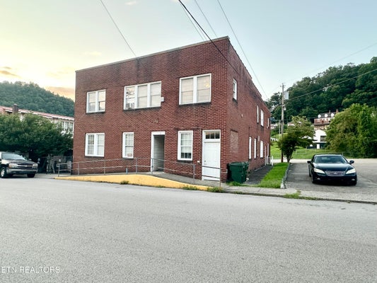107 E MOUND ST, HARLAN, KY 40831 - Image fb74b7945aaa223d60b3edb33ceeacbf/3989414628