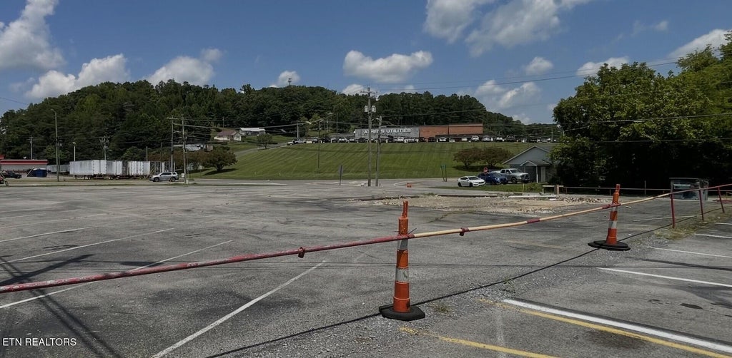 Photo of 709 S White Street St, Athens, TN 37303 (MLS # 1351436)