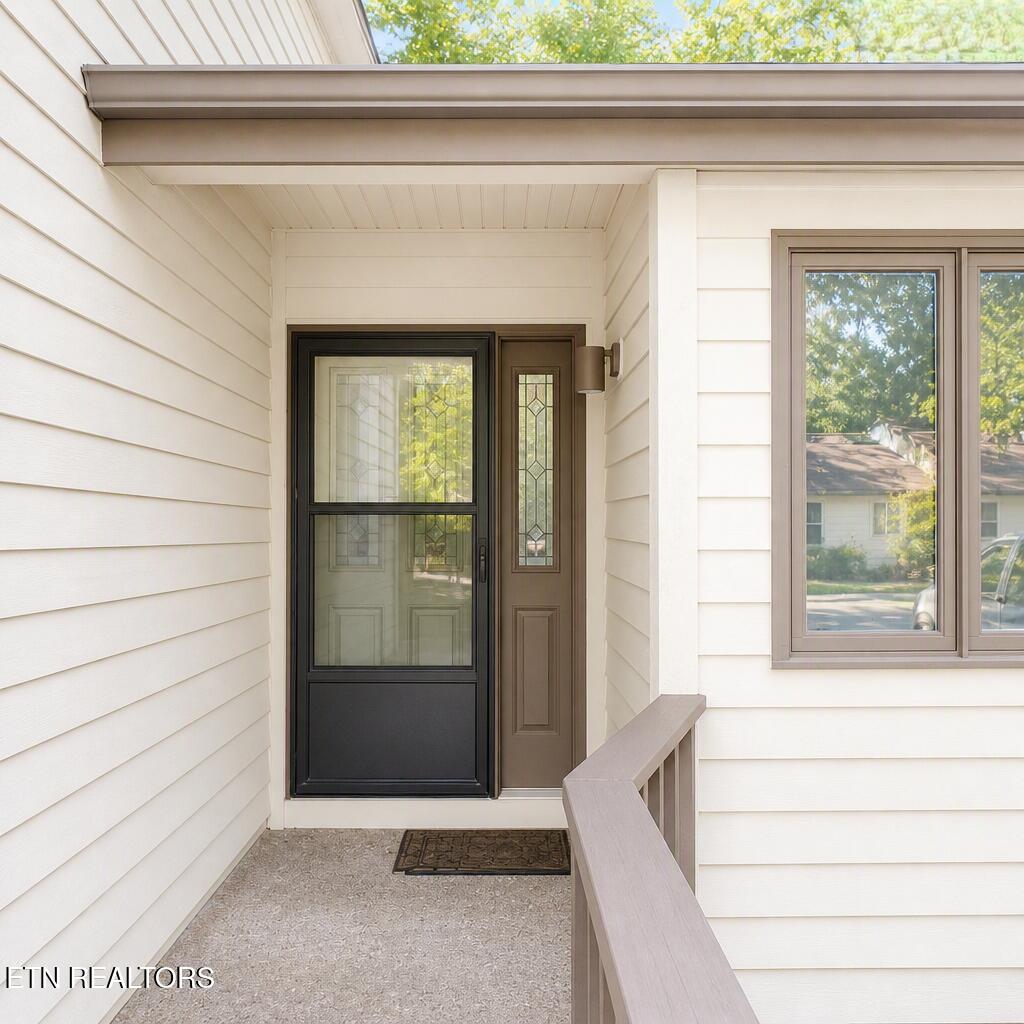 Photo of 371 Lake Catherine Court, Crossville, TN 38558 (MLS # 1359657)