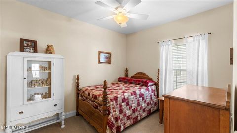 Tiny photo for 612 Stratford Ave, Sweetwater, TN 37874 (MLS # 1330201)