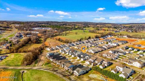 Tiny photo for 612 Stratford Ave, Sweetwater, TN 37874 (MLS # 1330201)