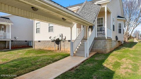 Tiny photo for 612 Stratford Ave, Sweetwater, TN 37874 (MLS # 1330201)