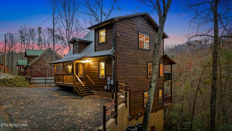 Property photo of 1828 Beach Front Drive, Sevierville, TN 37876