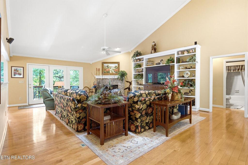 Photo of 114 Oostanali Way, Loudon, TN 37774 (MLS # 1349528)