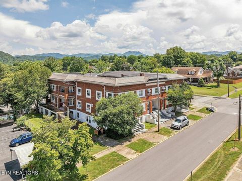 Photo of 112 S Watauga Ave, Elizabethton, TN 37643 (MLS # 1317914)