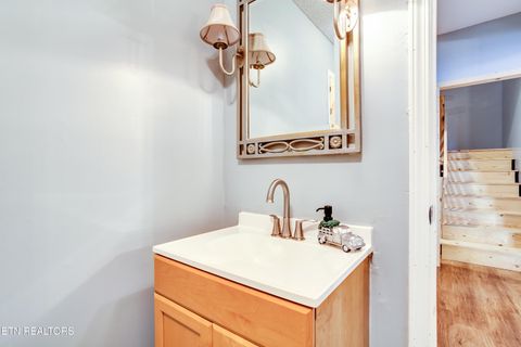 Tiny photo for 643 Airport Rd, Oakdale, TN 37829 (MLS # 1319475)