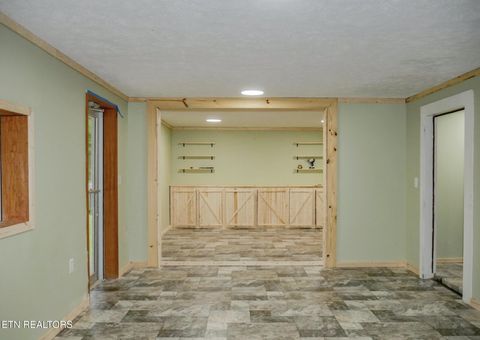 Tiny photo for 643 Airport Rd, Oakdale, TN 37829 (MLS # 1319475)