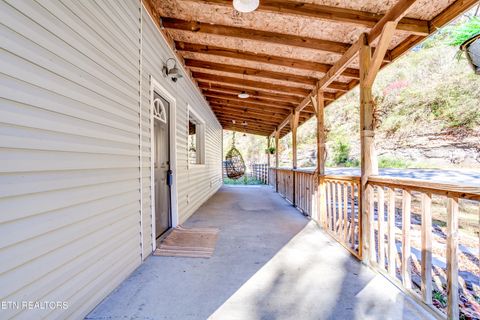 Tiny photo for 643 Airport Rd, Oakdale, TN 37829 (MLS # 1319475)