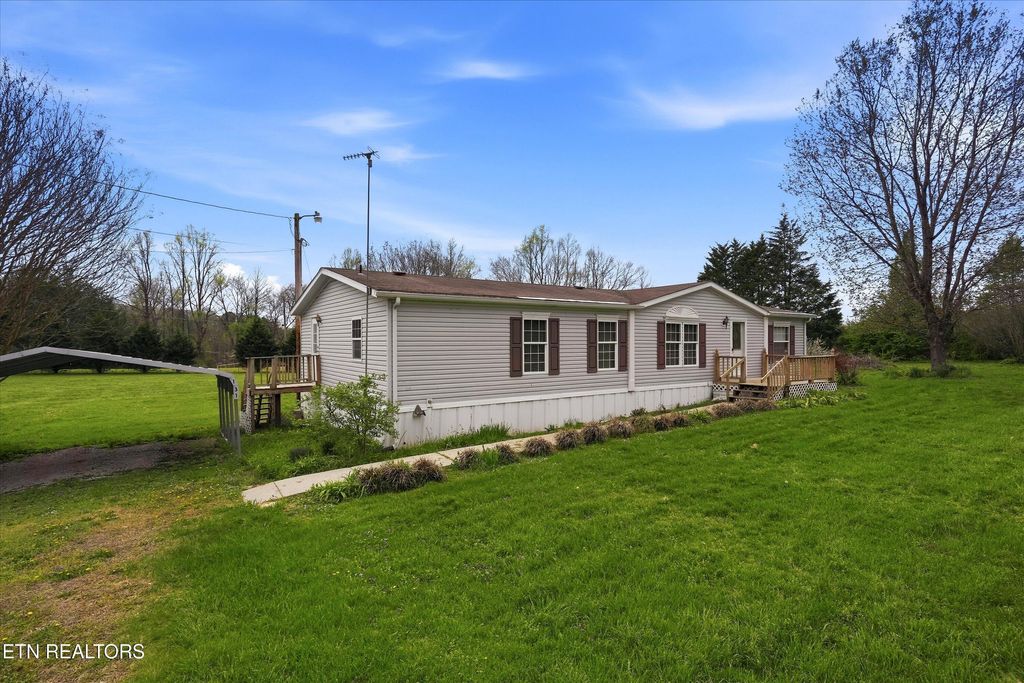 Photo of 131 Gilead Lane, Wartburg, TN 37887 (MLS # 1335621)