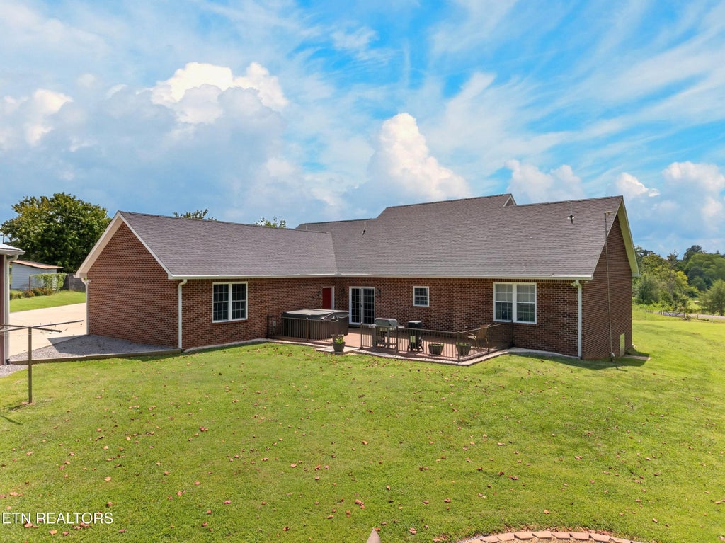 Photo of 408 Haynes Road RD, Dandridge, TN 37725 (MLS # 1353429)