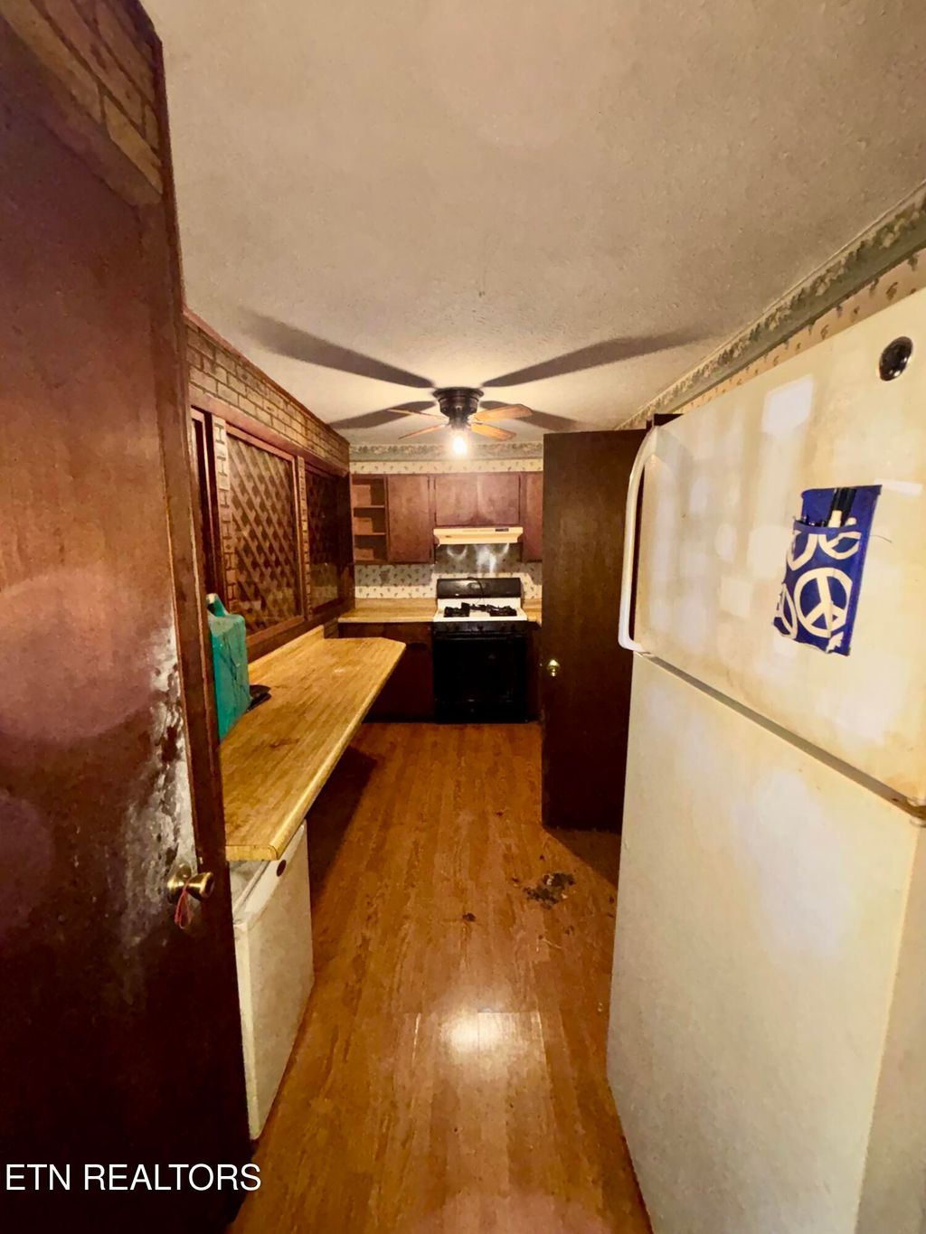 Photo of 211 Cates Rd, Rockwood, TN 37854 (MLS # 1324336)