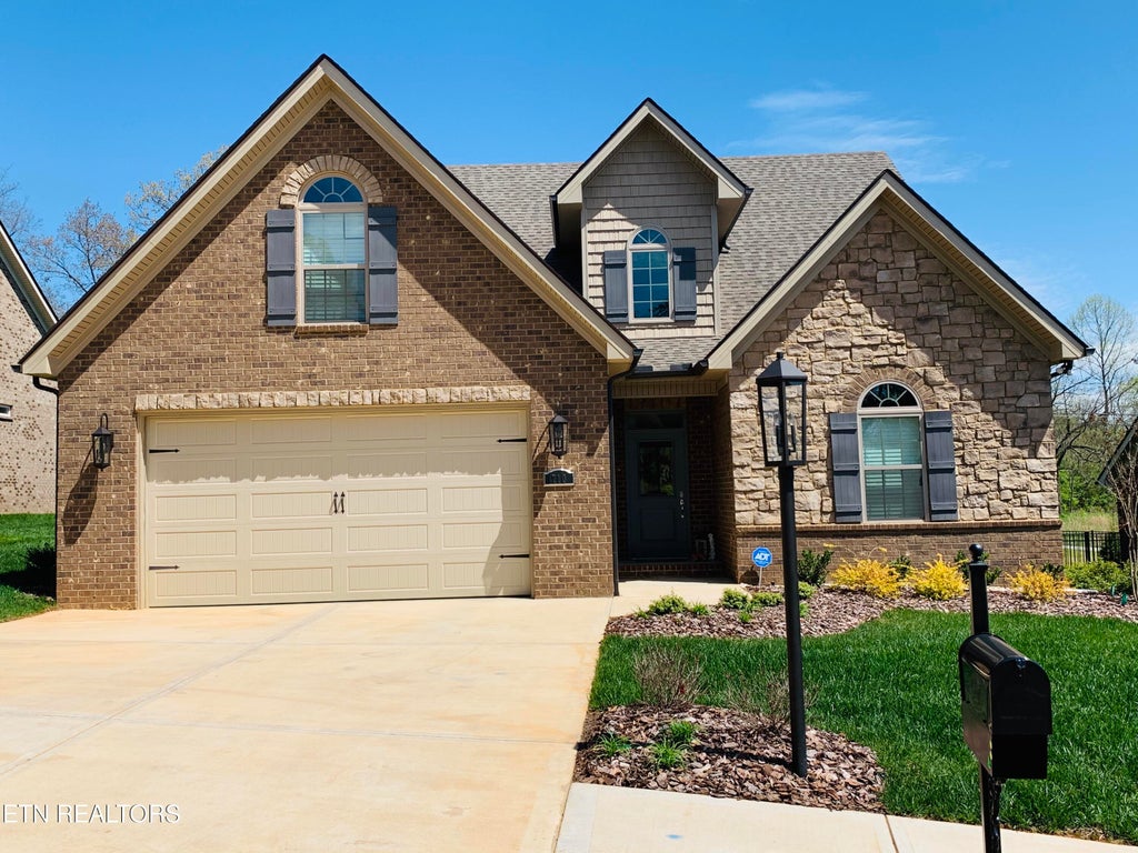Photo of 2106 Lantern Park Lane, Knoxville, TN 37932 (MLS # 1353525)