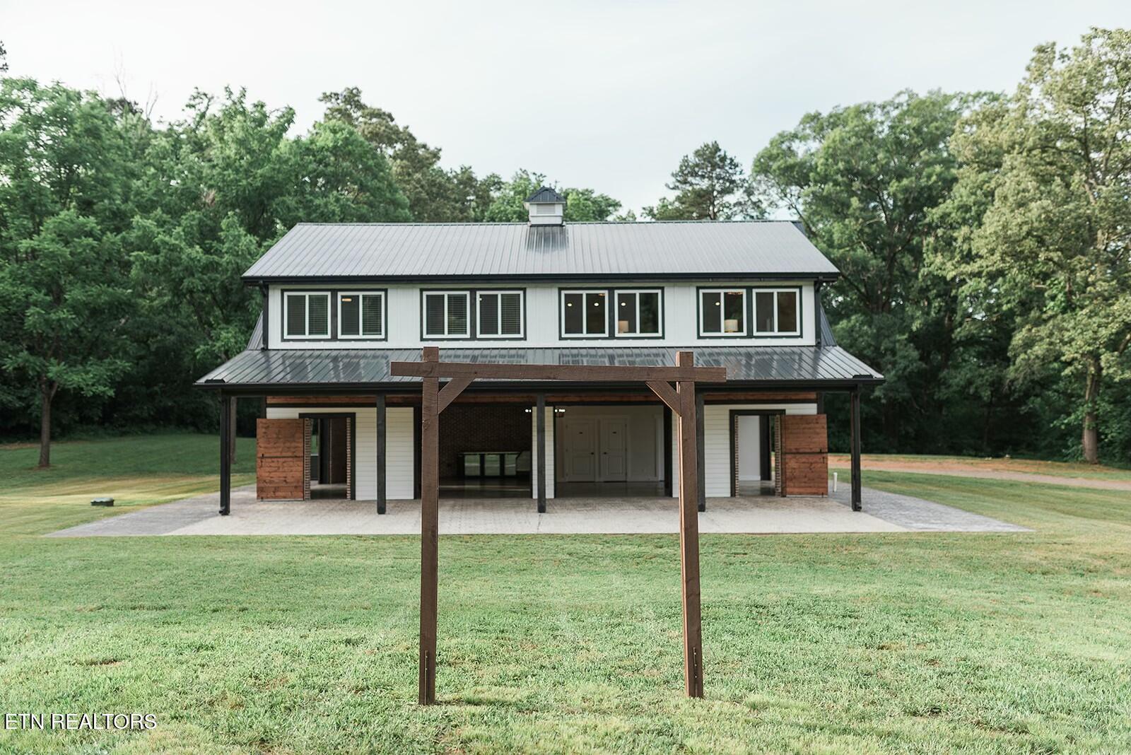 8413 McCubbins Lane